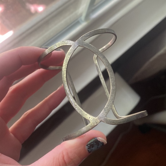 Adjustable cuff bracelet - Picture 3 of 3